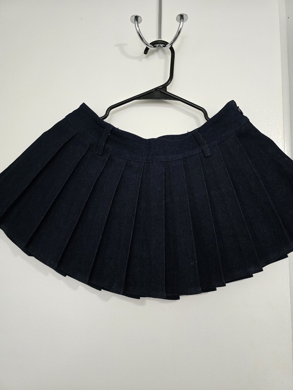 Edikted Dark Navy Pleated Skater Mini Skirt